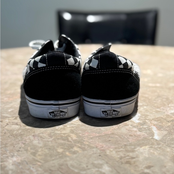 Checkered Vans - Picture 2 of 6